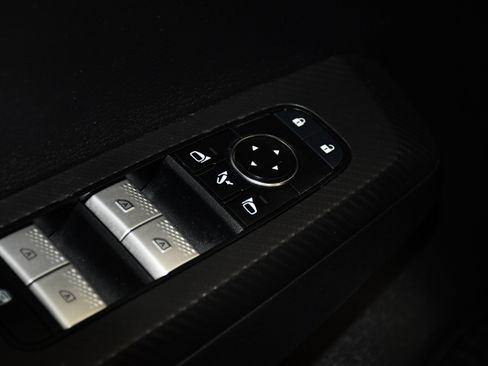 Used 2023 Mitsubishi Outlander SE AWD/4WD image 33
