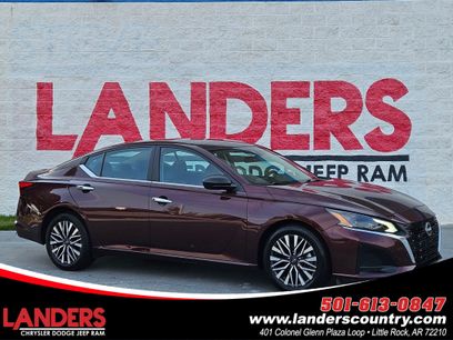 Used 2025 Nissan Altima 2.5 SV