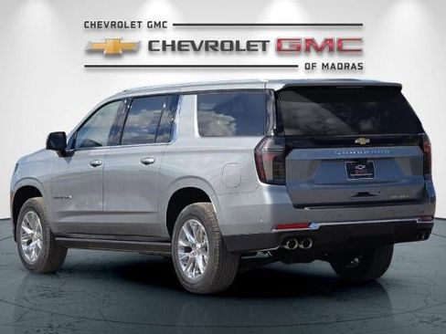 New 2026 Chevrolet Suburban Premier AWD/4WD image 5