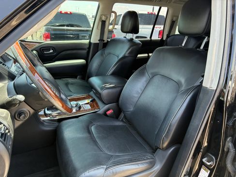 Used 2019 INFINITI QX80 Luxe w/ All-Season Package AWD/4WD image 18