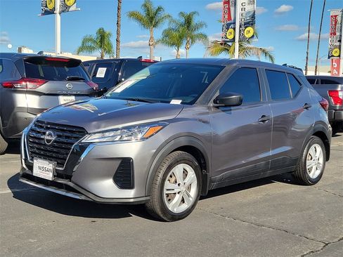 Used 2022 Nissan Kicks S image 28