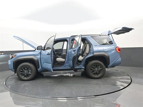 New 2025 Toyota 4Runner SR5 image 32
