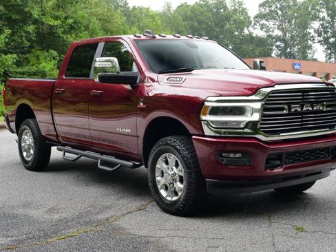 Used 2024 RAM 3500 Laramie image 4