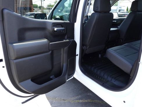 Used 2024 Chevrolet Silverado 1500 W/T w/ WT Value Package AWD/4WD image 19