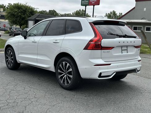 New 2025 Volvo XC60 B5 Plus w/ Protection Package Premier image 21