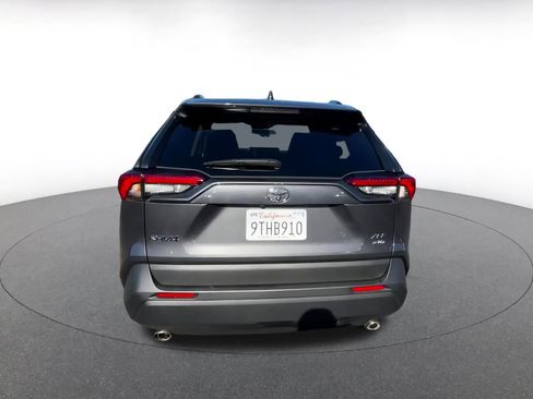 Used 2025 Toyota RAV4 XLE image 12