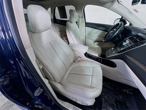 Used 2019 Lincoln MKC Black Label image 29
