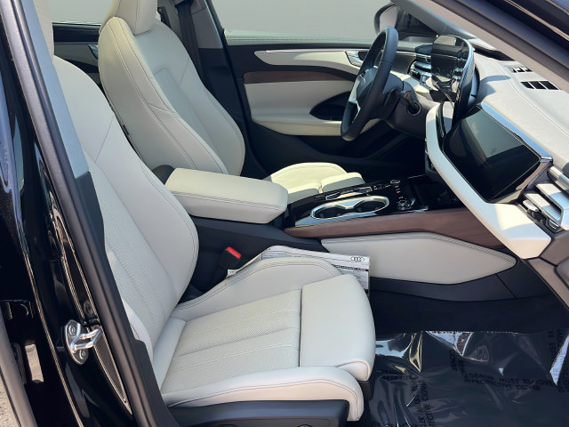 New 2026 Audi A6 Prestige AWD/4WD image 17