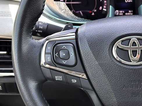 Used 2015 Toyota Avalon XLE FWD image 22