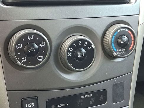 Used 2013 Toyota Corolla S Special Edition image 19