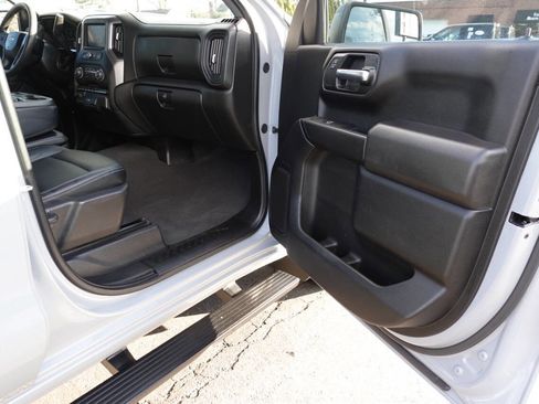 Used 2024 Chevrolet Silverado 1500 Custom image 27