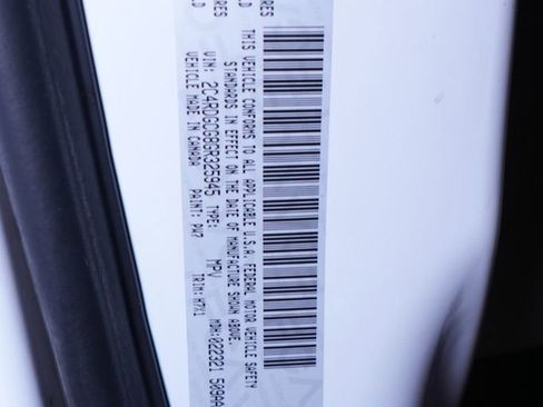 Used 2016 Dodge Grand Caravan SXT w/ Rear Park Assist Package FWD image 37