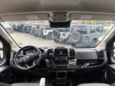 Used 2023 RAM ProMaster 2500 FWD image 26