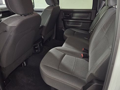 Used 2024 RAM 2500 Tradesman w/ Chrome Appearance Group image 26