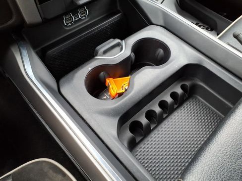 Used 2024 RAM 1500 Laramie image 14