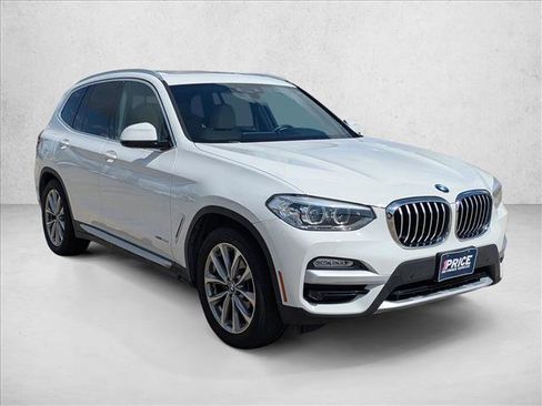Used 2018 BMW X3 xDrive30i AWD/4WD image 3