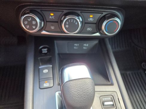 Used 2026 Nissan Kicks S FWD image 17