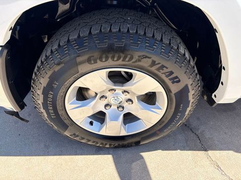 Certified 2025 RAM 1500 Big Horn AWD/4WD image 3