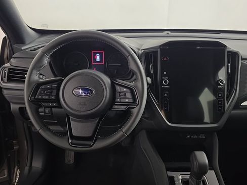 Certified 2025 Subaru Forester Premium AWD/4WD image 11