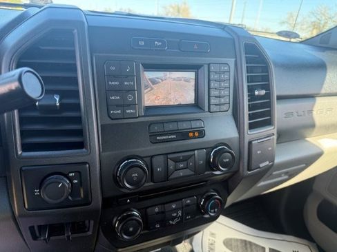 Used 2017 Ford F250 XL w/ Power Equipment Group image 16