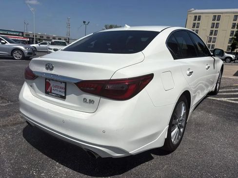 Used 2018 INFINITI Q50 Luxe w/ Essential Package (2.0T Luxe) AWD/4WD image 5