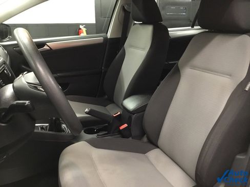 Used 2017 Volkswagen Jetta S w/ Jetta S Cold Weather Package image 25