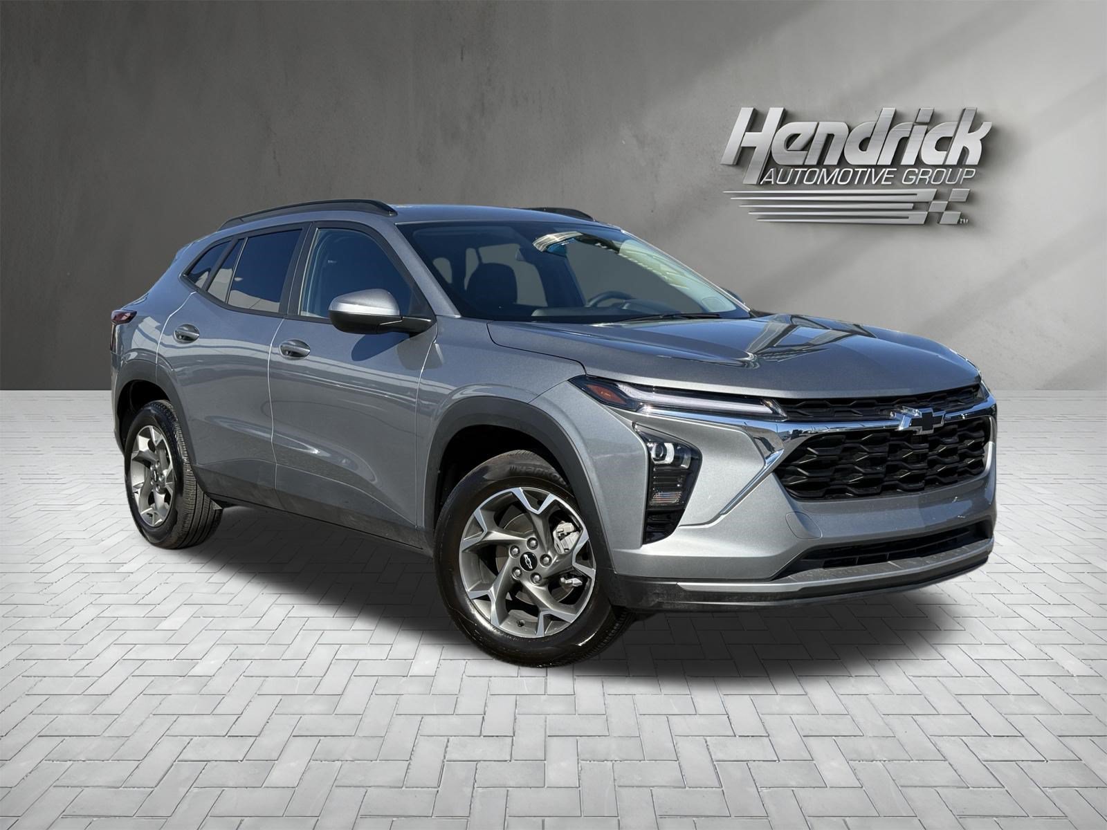 Used 2026 Chevrolet Trax LT w/ Driver Confidence Package FWD image 2
