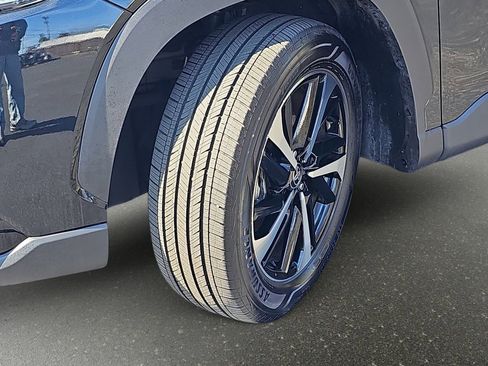 Used 2025 Toyota Corolla Cross AWD Hybrid w/ Convenience Package image 36