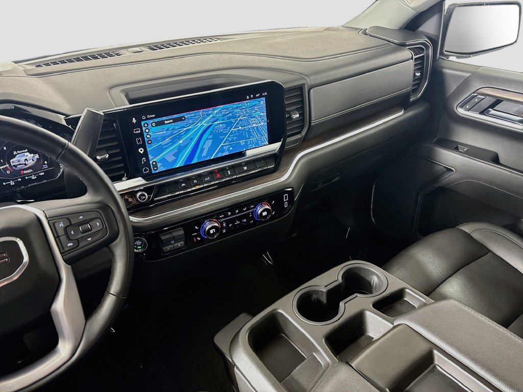 Certified 2025 GMC Sierra 1500 SLT AWD/4WD image 26
