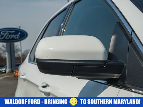 Certified 2024 Ford Edge SEL w/ Convenience Package image 18