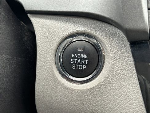 Used 2018 Toyota Sienna XLE w/ XLE Navigation Package image 34