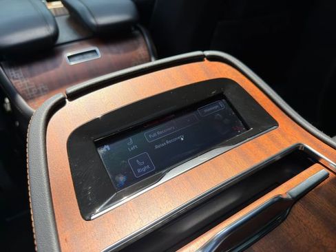 Used 2025 Lincoln Navigator L Black Label AWD/4WD image 26