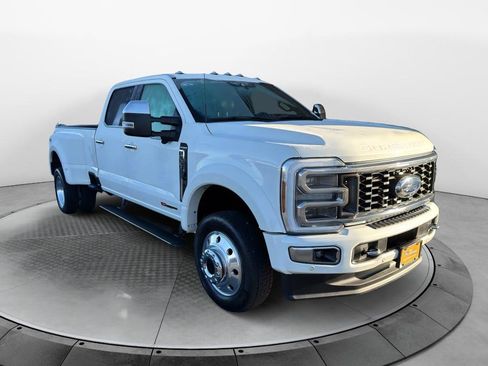 Certified 2024 Ford F450 Platinum w/ FX4 Off-Road Package image 1