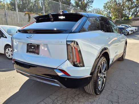 New 2026 Cadillac Optiq Sport 1 image 8