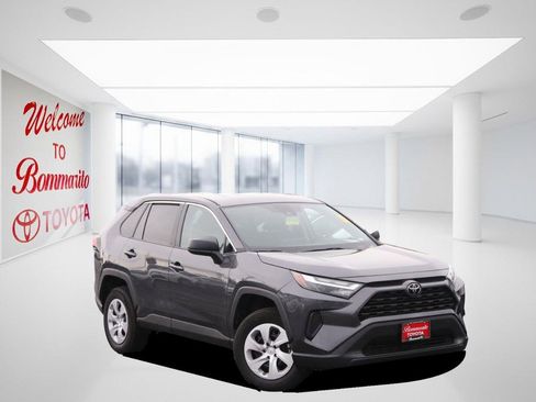 Certified 2024 Toyota RAV4 LE AWD/4WD image 2