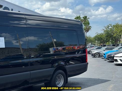 Used 2020 Mercedes-Benz Sprinter 3500 image 3