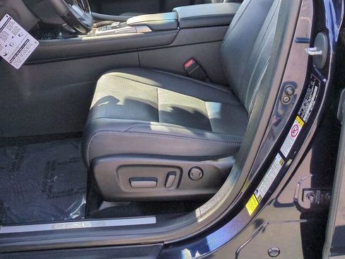 Used 2017 Lexus RX 350 FWD w/ Premium Package image 12