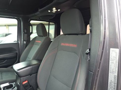 Used 2021 Jeep Wrangler Unlimited Rubicon w/ Cold Weather Group image 12