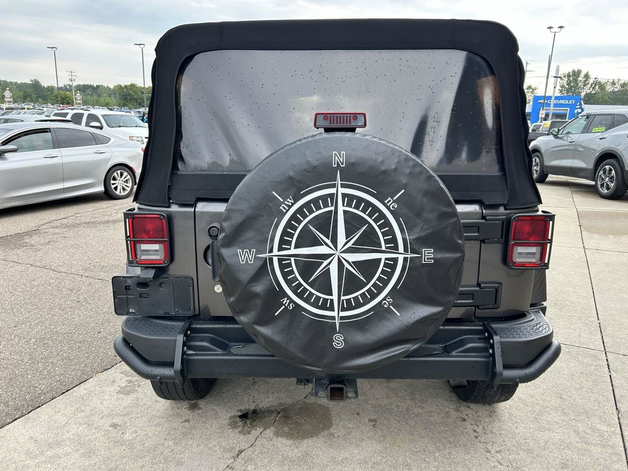 Used 2018 Jeep Wrangler Unlimited Sport AWD/4WD image 6