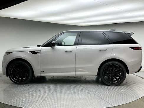 New 2026 Land Rover Range Rover Sport Dynamic SE image 10
