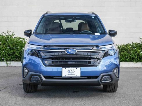 New 2025 Subaru Forester Touring image 2