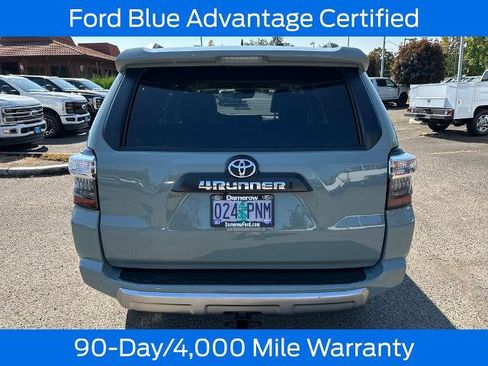 Used 2023 Toyota 4Runner TRD Off-Road Premium w/ Moonroof Package AWD/4WD image 6