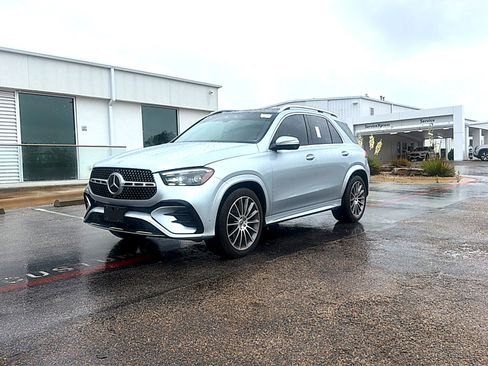 Used 2024 Mercedes-Benz GLE 450 4MATIC image 1