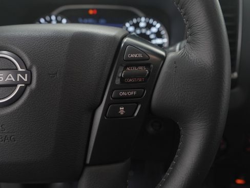 Used 2023 Nissan Frontier SV w/ SV Premium Package image 28