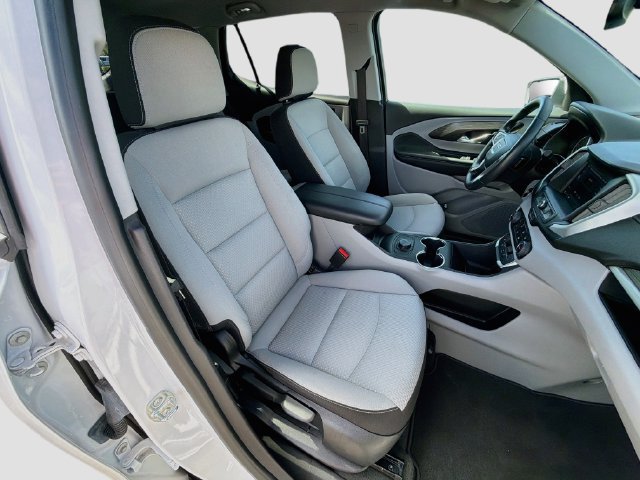 Used 2024 GMC Terrain SLE AWD/4WD image 26