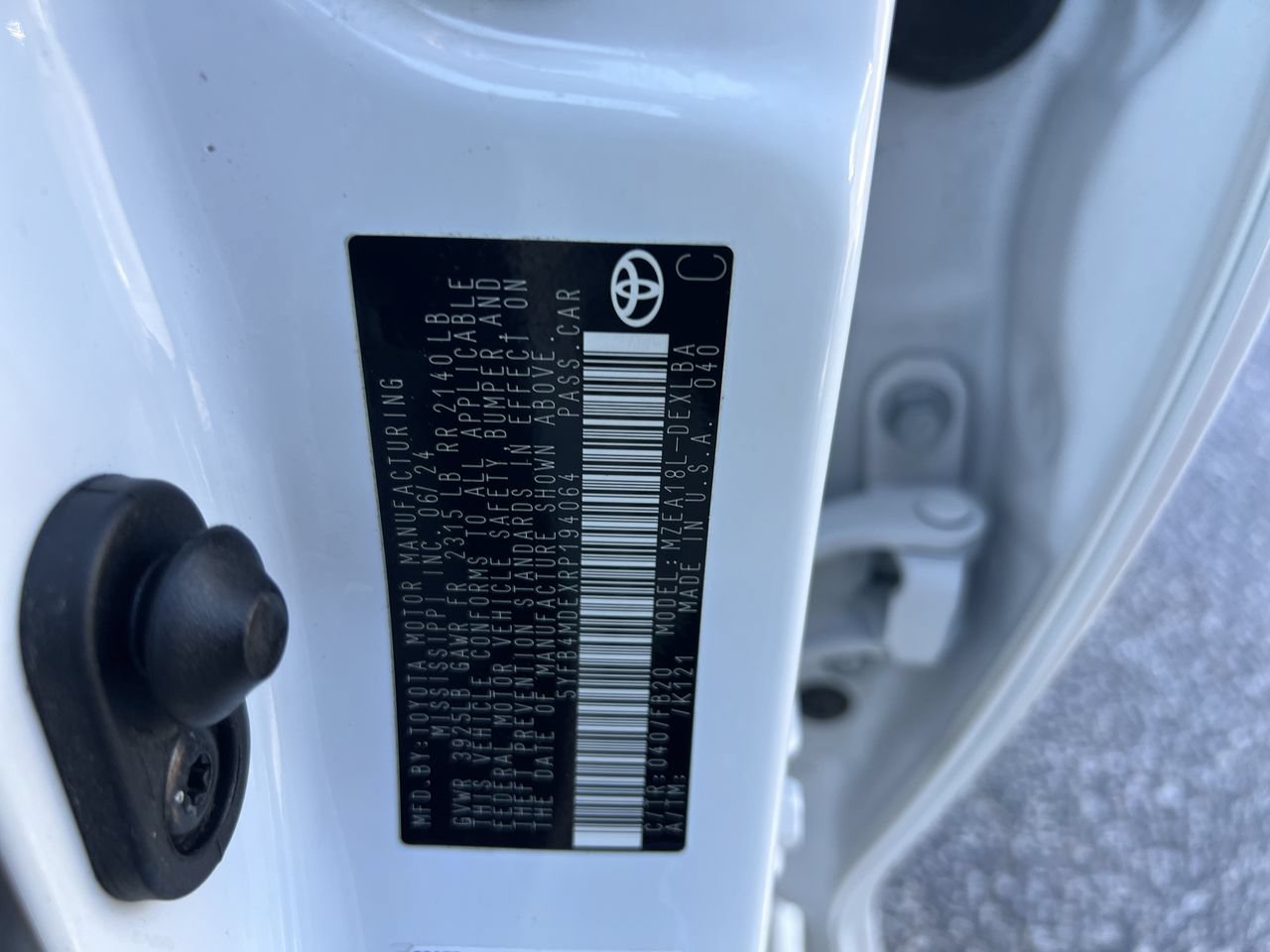 Used 2024 Toyota Corolla LE FWD image 37