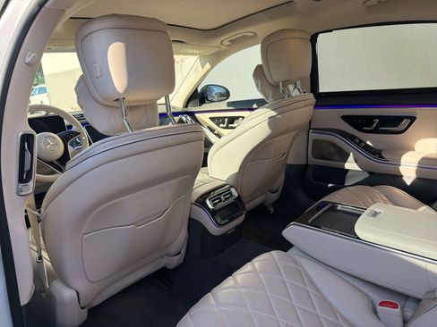Used 2023 Mercedes-Benz S 580 4MATIC Sedan image 6
