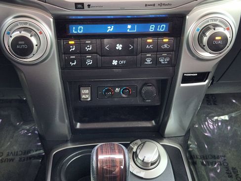 Used 2016 Toyota 4Runner Limited AWD/4WD image 19