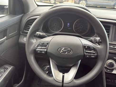 Used 2019 Hyundai Elantra SEL w/ Cargo Package FWD image 29