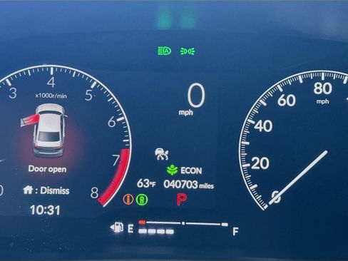 Used 2023 Honda Civic Sport image 10